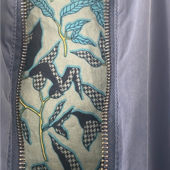 Madison Supply Size: Small - Picture 8 of 9